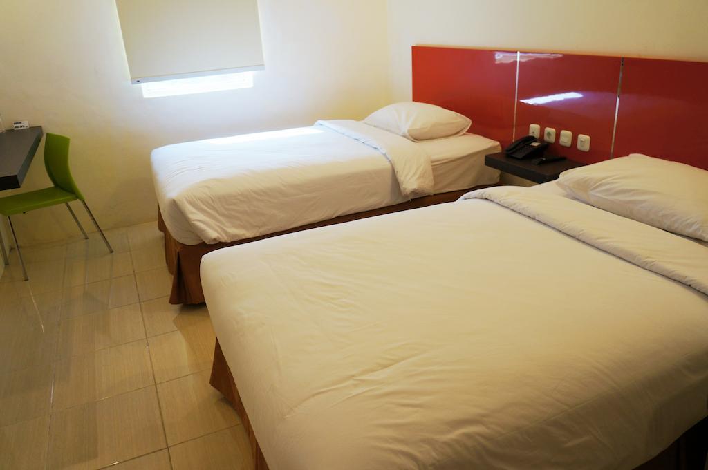 Quin Centro Hotel Palembang Room photo